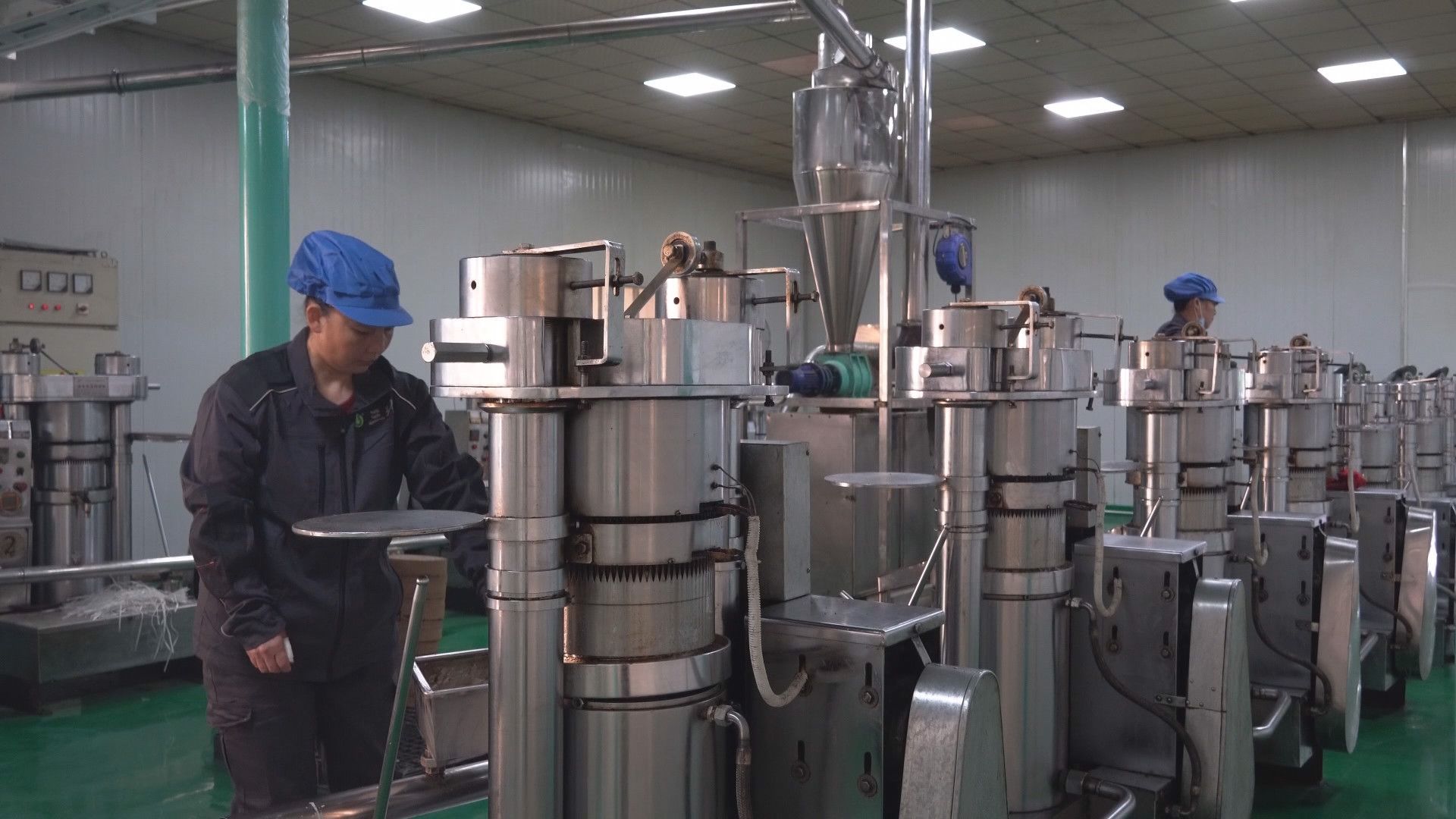 9.2亿美元！襄州药品零售出口领跑全市，外贸成绩单璀璨夺目